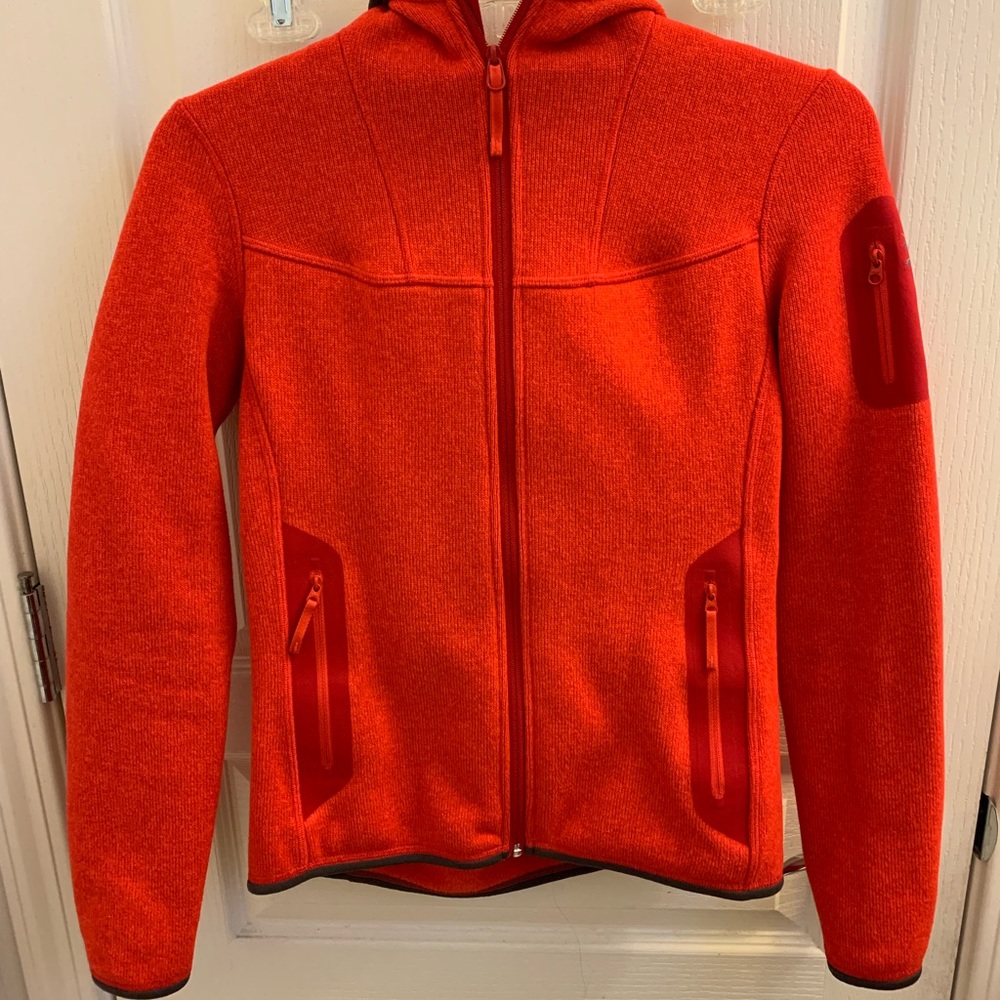 ARC’TERYX FLEECE JACKET